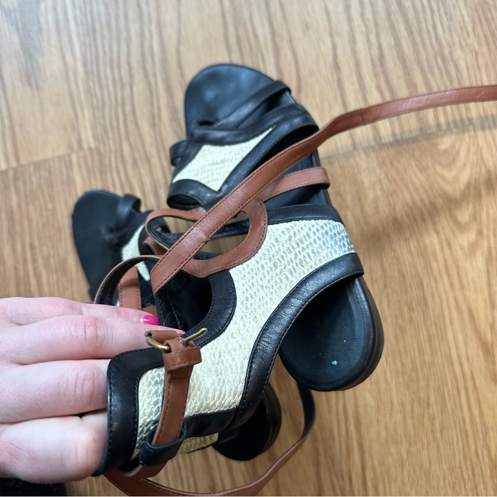 Balenciaga Black, White and Brown Sandals - Picture 4 of 7